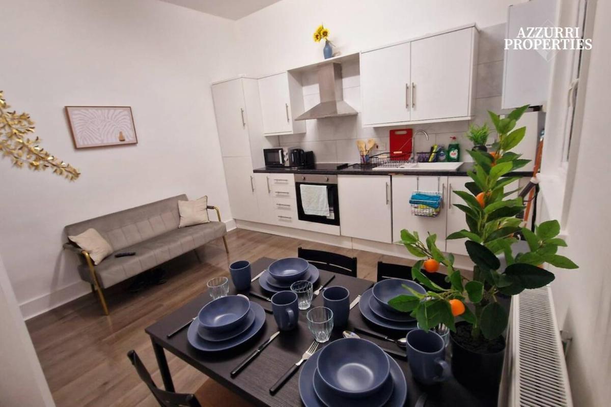 Apartment Short At Barking Road *