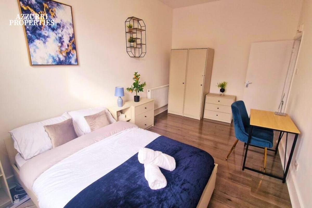 Short At Barking Road * London